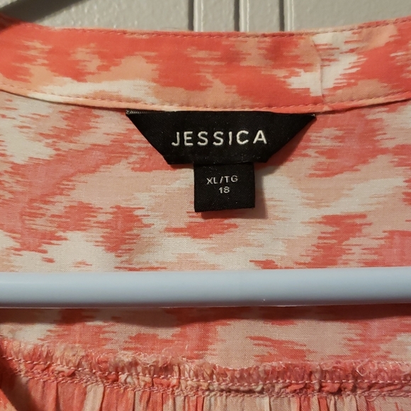 Pink top - Picture 2 of 3